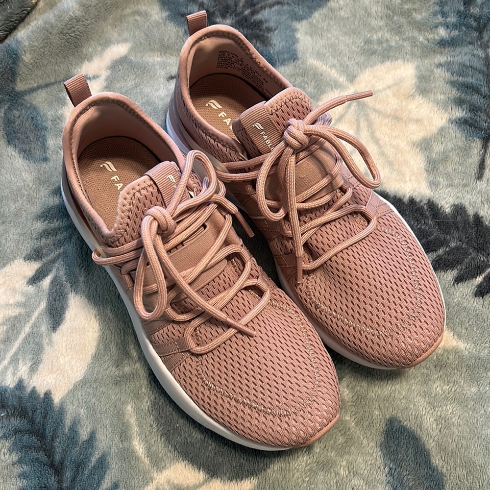 Like New Fabletics Tennis Shoes